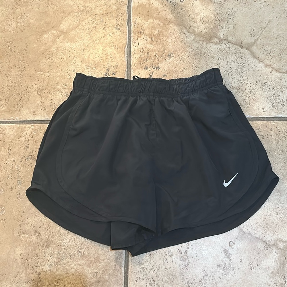 Nike Dri FIT Tempo Running Shorts Women's Black with Built-In Lining Sz S